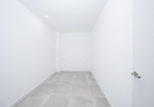 59m² locaux commerciaux pour vente à Elche, Avenida Cortes Valencianas photo