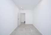 59m² locaux commerciaux pour vente à Elche, Avenida Cortes Valencianas photo
