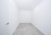 59m² locaux commerciaux pour vente à Elche, Avenida Cortes Valencianas photo