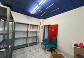 306m² commercial premises for rent in Elche, photo