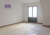 Local comercial en alquiler con 107m² en Jerez de los Caballeros foto