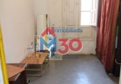 300m² building for sale in Miranda de Ebro photo