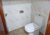 Local comercial en venta con 433m² en Valdepeñas foto