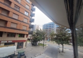 56m² bureau pour location à Logroño photo