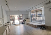 53m² locaux commerciaux pour location à Barcelone, dans le quartier de la Salut photo