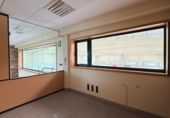Oficina
en lloguer
amb 380m² a Narón, a la zona de Trasancos foto