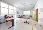 268m² commercial premises for sale in Granada, in the area of Garden City, Avenida Pablo Picasso photo