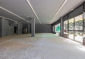 291m² locaux commerciaux pour vente à Grenade, dans le quartier de Juventud, Calle Chinarral photo