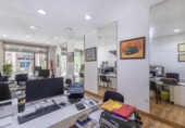 Local comercial en venta con 159m² en Granada, en la zona de El Mauror, Calle Santa Escolástica foto
