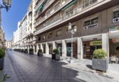 106m² offices for sale in Granada, in the area of San Antón Neighborhood, Calle Acera del Darro photo