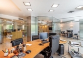 Oficinas en venta con 256m² en Granada, en la zona de Barrio de la Virgen, paseo del salon foto
