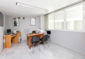 137m² offices for sale in Granada, in the area of San Antón Neighborhood, Calle Músico José Ayala Canto photo