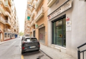 137m² offices for sale in Granada, in the area of San Antón Neighborhood, Calle San Antón photo