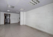 Local comercial en venta con 240m² en Granada, en la zona de Pajaritos, Avenida del Sur foto