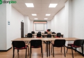 258m² commercial premises for sale in Granada, in the area of Neighborhood of the Duchess, Plaza Sor Cristina de la Cruz de Arteaga photo