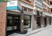 258m² commercial premises for sale in Granada, in the area of Neighborhood of the Duchess, Plaza Sor Cristina de la Cruz de Arteaga photo