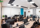 258m² commercial premises for sale in Granada, in the area of Neighborhood of the Duchess, Plaza Sor Cristina de la Cruz de Arteaga photo
