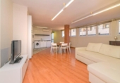 98m² bureau pour vente à Manresa, dans le quartier de Centre Historique, Carrer d'Arbonés photo