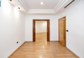 93m² commercial premises for sale in Granada, in the area of San Antón Neighborhood, Calle de Pedro Antonio de Alarcón photo