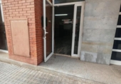 Local comercial en venta con 63m² en Sabadell, Carrer de Lituània foto