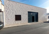 380m² locaux commerciaux industriel pour vente à Valdepeñas, Travesía San Juan photo
