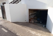 430m² commercial premises for sale in Tías, in the area of Port of Carmen, Calle Rociega photo