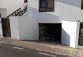 430m² commercial premises for sale in Tías, in the area of Port of Carmen, Calle Rociega photo