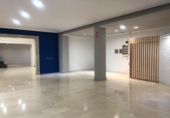 408m² commercial premises for sale in Pontevedra, photo