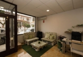 130m² hair salon for sale in Gabia Grande, Calle El Torcal photo