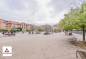 112m² locaux commerciaux pour vente à Grenade, dans le quartier de Doctores, Avenida del Doctor Olóriz photo
