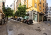 209m² commercial premises for sale in Granada, in the area of San Antón Neighborhood, Calle Acera del Darro photo