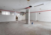 Local comercial en venta con 300m² en Baza, Calle Juan Ramón Jiménez foto