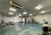 725m² warehouse industrial for sale in Pilas, A-8060 photo