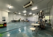 725m² warehouse industrial for sale in Pilas, A-8060 photo