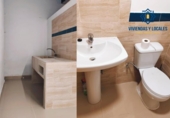 59m² commercial premises for sale in Granada, Calle Gutierre Tibón photo