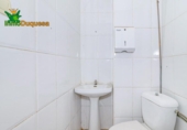 112m² commercial premises for sale in Granada, Calle Ribera del Beiro photo