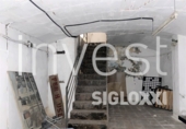 Local comercial en venta con 450m² en Barcelona, en la zona de Vallcarca i els Penitents, Avinguda de la República Argentina foto