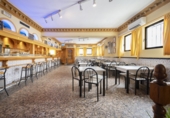 627m² restaurant for rent in Colmenar Viejo photo