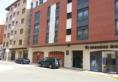 Local comercial en alquiler con 100m² en San Andrés del Rabanedo, en la zona de Trobajo del Camino foto