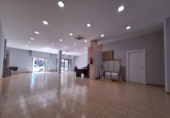 116m² commercial premises for sale in Barberà del Vallès, Carrer de la Mina photo