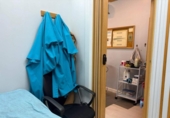 42m² hair salon for sale in Madrid, in the area of Aravaca, Calle del Olivo photo