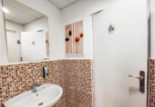 251m² restaurant for sale in Cubelles, Carrer Soletat photo