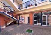 Local comercial
en venda
amb 81m² a Bormujos, Calle Triana foto