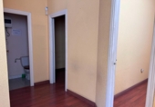 28m² commercial premises for sale in Madrid, in the area of Oleanders, Calle de Catalina Suárez photo