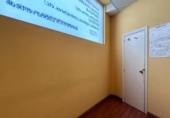 28m² commercial premises for sale in Madrid, in the area of Oleanders, Calle de Catalina Suárez photo