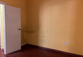 28m² commercial premises for sale in Madrid, in the area of Oleanders, Calle de Catalina Suárez photo