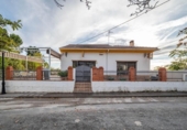 Restaurante en venta con 354m² en Alfacar, Urbanización Los Cármenes foto