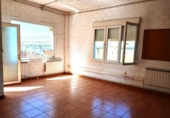 28m² commercial premises for sale in Solares, Barrio El Rey photo