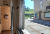 28m² commercial premises for sale in Solares, Barrio El Rey photo