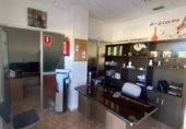 75m² bureaux pour vente à Cáceres, dans le quartier de L'Abondance, Avenida Río Tíber photo